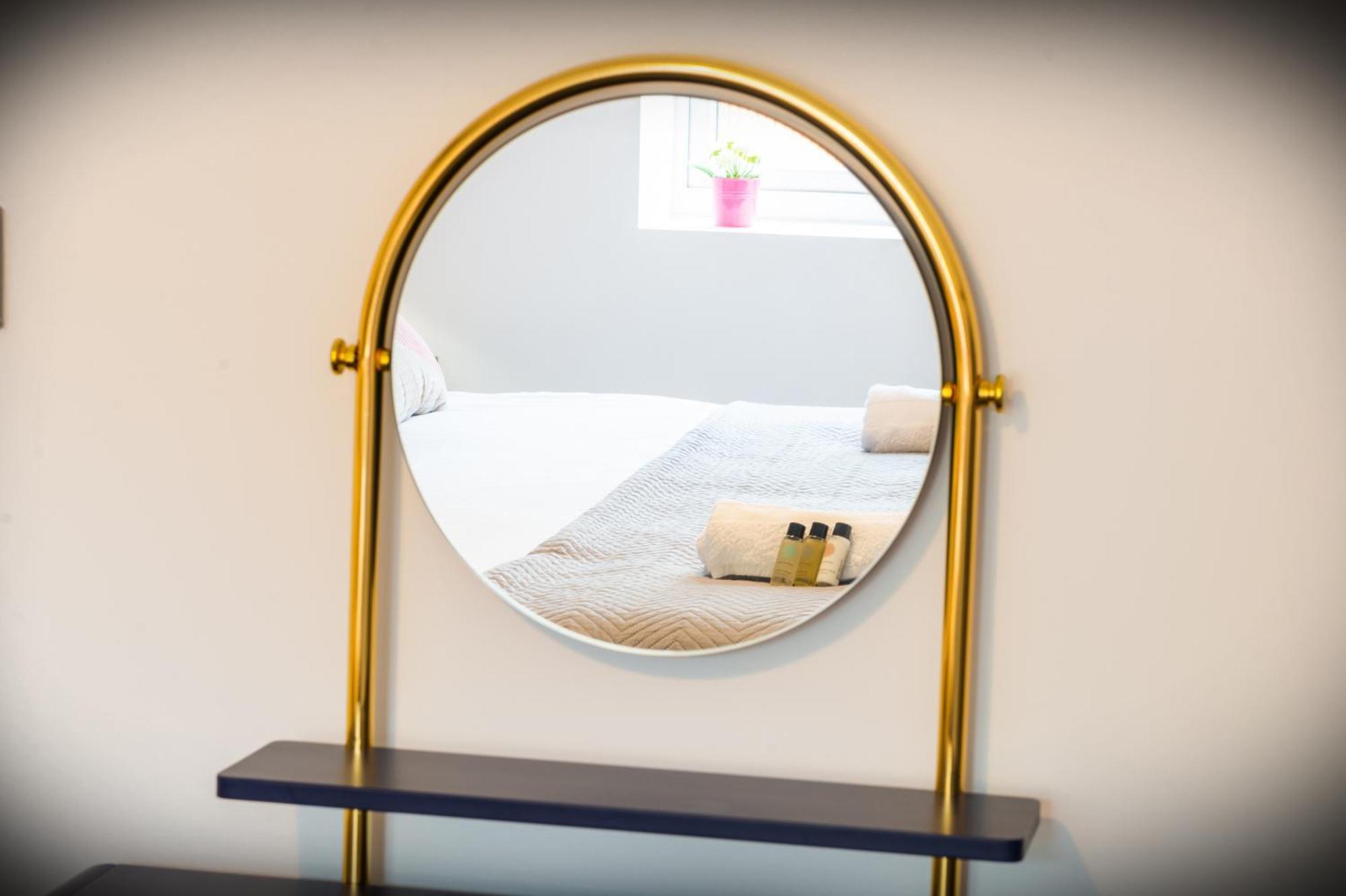 The 'Pinky' - Beautiful 1 Bed Apartment In Hatfield - Free Parking - Near Uni & Business Park - Big Savings On Long Stays Ngoại thất bức ảnh